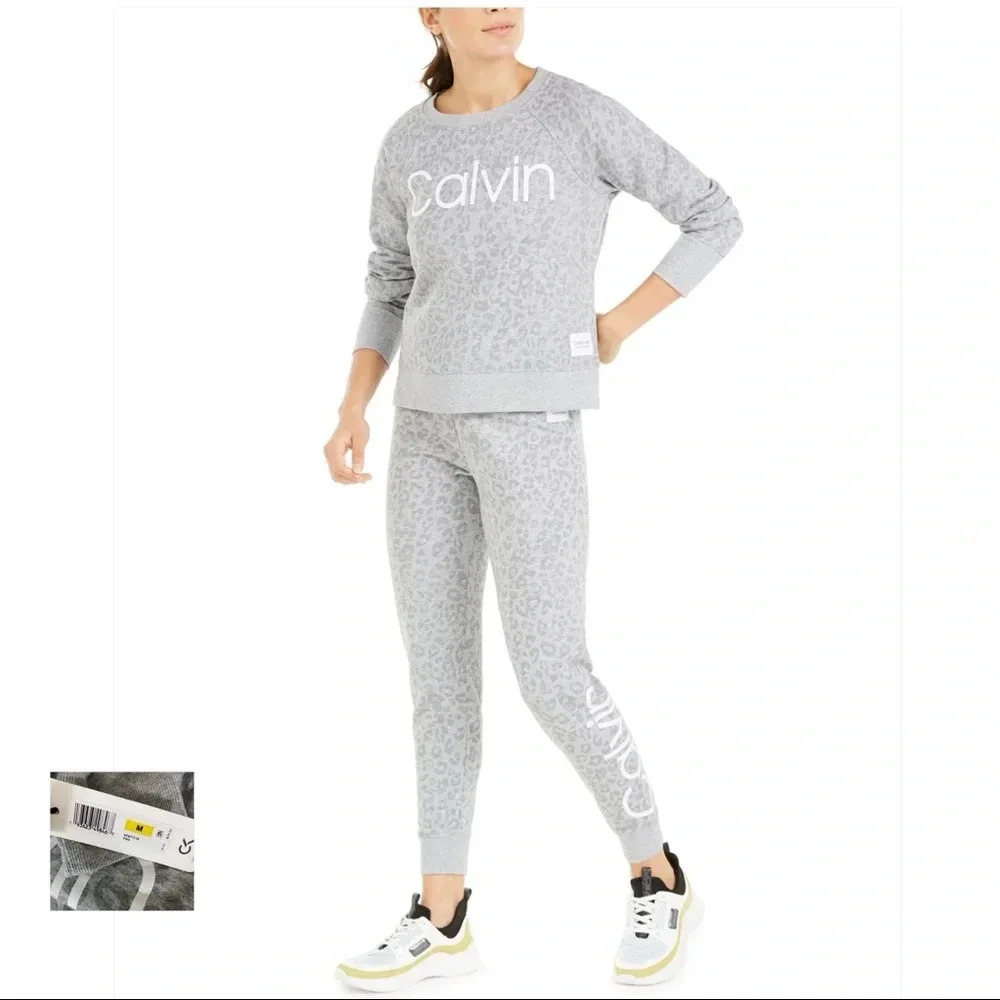 Calvin Klein NWT Pearl Grey Heather Combo Animal Print Logo Sweatshirt